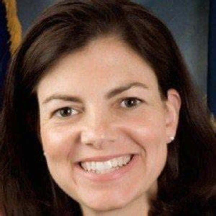 Kelly Ayotte - Net Worth, Age, Height, Birthday, Bio, Wiki!