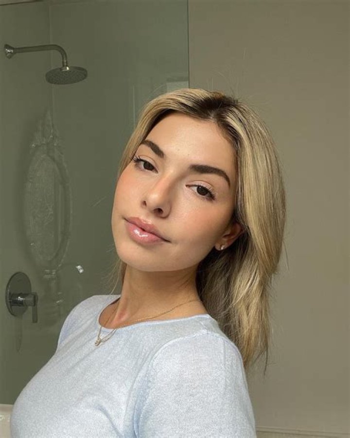 Kit Keenan Net Worth, Age, Height, Bio, Birthday, Wiki!